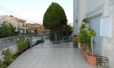 Detached pool property in Agios Athanasios 