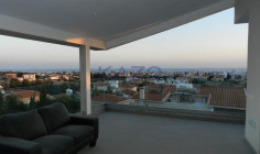 Detached pool property in Agios Athanasios 