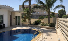 4 bedroom house for sale in Palouriotissa