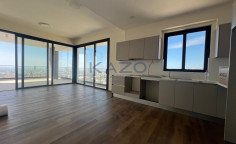 Luxury penthouse in quiet Agios Athanasios with sea view 