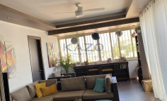 Spacious 3+1 penthouse apartment in vibrant Kato Polemidia area 