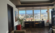 Spacious 3+1 penthouse apartment in vibrant Kato Polemidia area 
