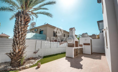 Luxury 4 bedroom unfurnished house for sale in Livadia