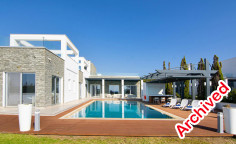 Luxury 6 bedroom house for sale in Ayia Napa