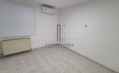 2-bedroom unfurnished ground floor apartment for rent - Kapsalos 