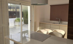 4 bed house to rent in Agia Thekla