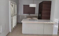 4 bed house to rent in Agia Thekla