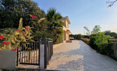 Large 3 bedroom house to rent in Protaras
