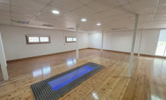 Large commercial for rent in Strovolos