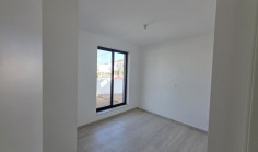 Large 2 bedroom apartment to rent in Lakatamia