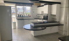 4 bedroom apartment to rent in Engomi