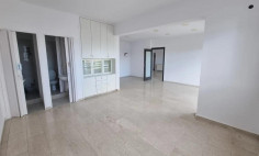 Large commercial to rent in Strovolos
