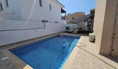 Large 4 bedroom house to rent in Protaras