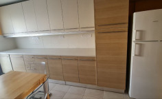 Large 3 bedroom apartment to rent in Agioi Omologites