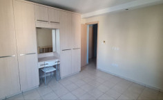 Large 3 bedroom apartment to rent in Agioi Omologites
