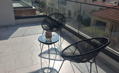 Modern 2-bed furnished apartment in Mesa Geitonia 