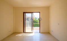 2 bedrooms house with swimming pool for sale in Peyia
