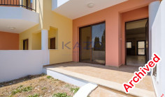 2 bedrooms house with swimming pool for sale in Peyia