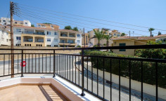 2 bedrooms house with swimming pool for sale in Peyia