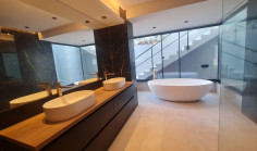 7 bedroom house to rent in Latsia