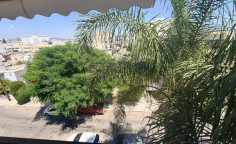 Modern 3-bed top-floor apartment in Petrou & Pavlou 