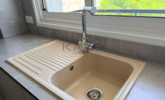 Modern 3-bed top-floor apartment in Petrou & Pavlou 