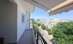 Modern 3-bed top-floor apartment in Petrou & Pavlou 