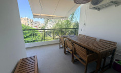 Modern 3-bed top-floor apartment in Petrou & Pavlou 