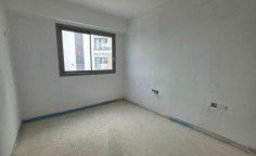 4 bedroom apartment for sale in Acropolis