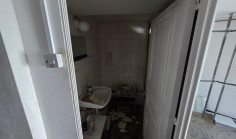 Spacious commercial for rent in Agioi Omologites