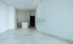 Modern seafront 2-bed apartment in Neapolis 