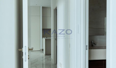 Modern seafront 2-bed apartment in Neapolis 