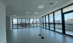 Modern 279 m2 office plus 96m2 covered balcony for rent in Kapsalos 