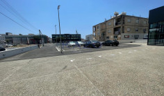 Modern 279 m2 office plus 96m2 covered balcony for rent in Kapsalos 