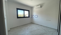 Modern 2 bedroom apartment in quiet green Polemidia 