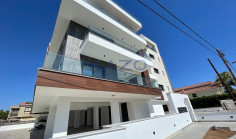 Modern 2 bedroom apartment in quiet green Polemidia 