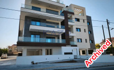 Modern 2 bedroom apartment in quiet green Polemidia 