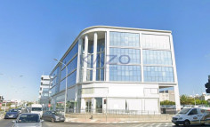 Prime top-floor office in Kapsalos with city views 