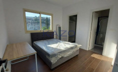 Modern renovated 5-bedroom house with private pool 