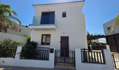 3 bedroom house to rent in Kapparis
