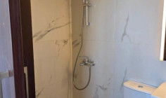4 bedroom apartment to rent in Agioi Omologites