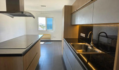 4 bedroom apartment to rent in Agioi Omologites