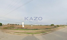Expansive residential land in Perivolia , Larnaca