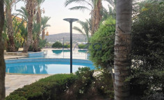 Modern 1-bed apartment in Pyrgos with Shared pool 