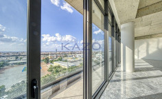 Modern 206 m2 office space in Kapsalos 