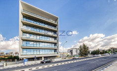 Modern 206 m2 office space in Kapsalos 
