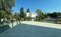 Commercial in Ayios Andreas
