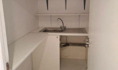 Commercial to rent Lykabittos