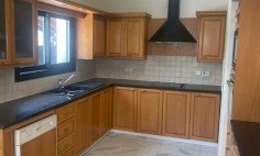 5 bedroom house to rent in Lakatamia