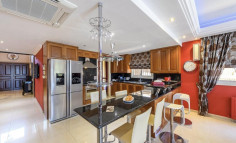 Luxury 5 bedroom house for sale in Kapparis